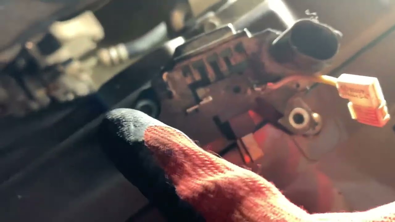 Замена реле напряжения (РН) генератора приора/калина без снятия самого генератора.