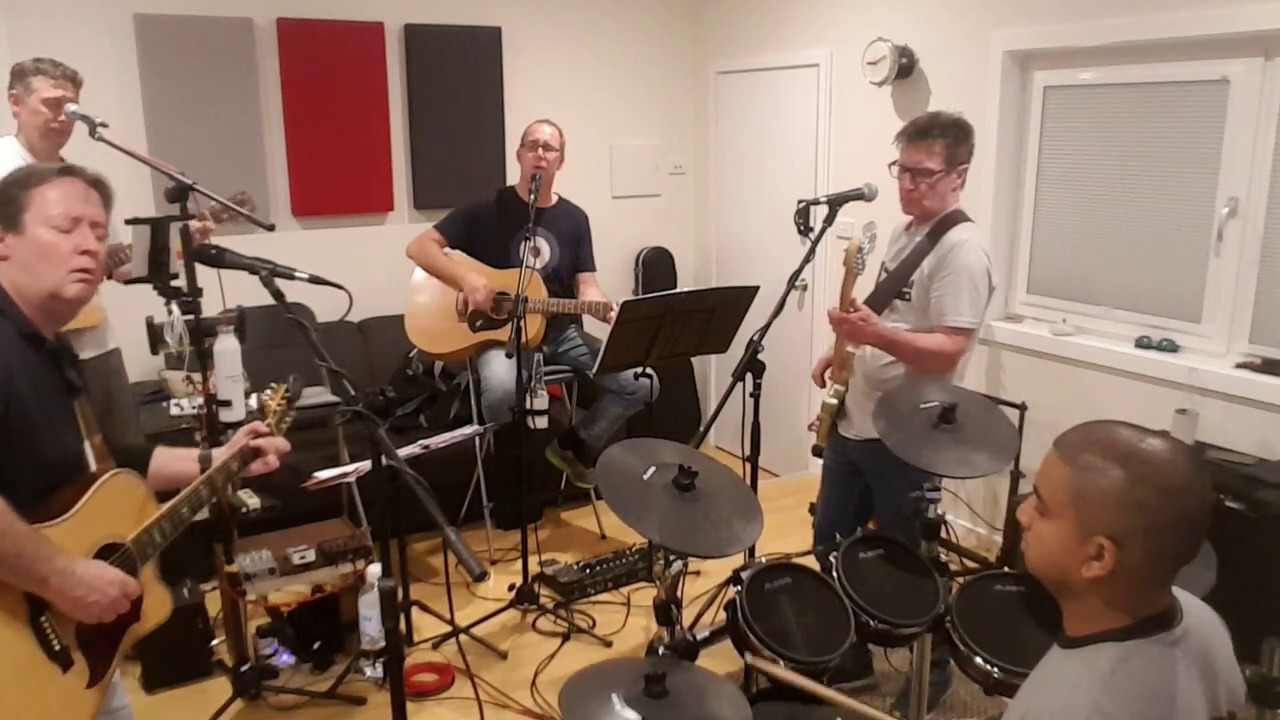 Bob Dylan - Knockin on Heaven's Door (Cover by The StringRays)