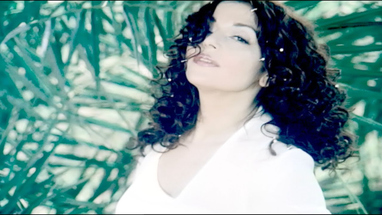 Samira Said - Ah Bahebak - Making Of | 2000 | سميرة سعيد - كواليس كليب آه بحبك