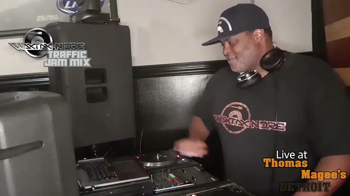 11-25-22 (Friday) Booty Music Friday LIVE at Thoma...