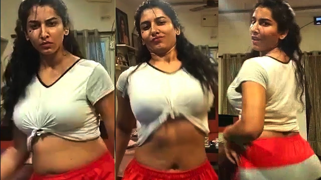 Anchor Vishnu Priya Bhimeneni Super Stunning Dance Video | Anchor Vishnu  Priya | Media Hippo - YouTube