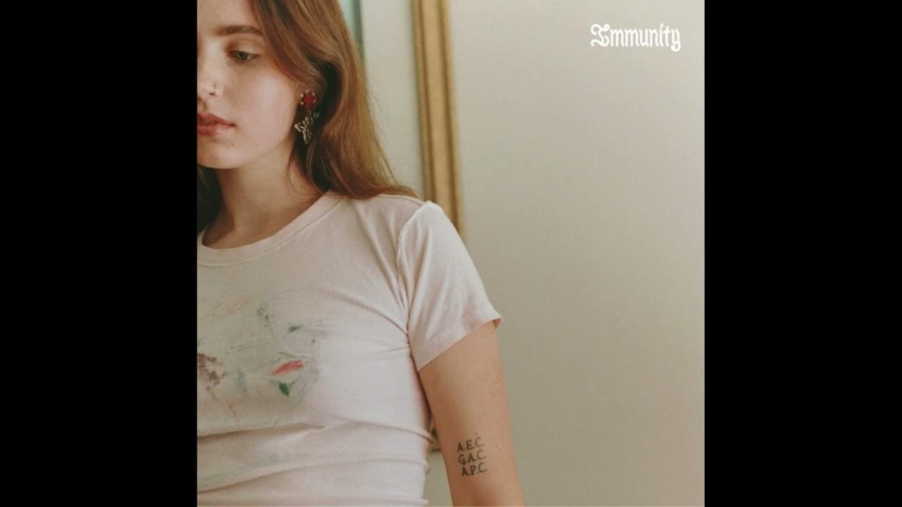 Clairo - Sofia (1 Hour Loop) Clairo - Sofia (1 Hour Loop)