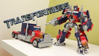 Leader Class Has Definitely CHANGED | #transformers 2007 Leader Class  Optimus Prime Review