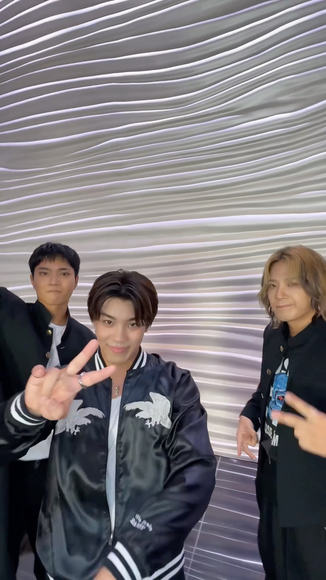 LILxNEXxAA_LOCA 🌺 with #OWV 本田康祐さん/中川勝就さんThank you