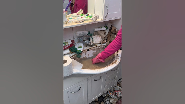 What’s Lurking In This Sink #cleaning #bathroomcleaning #cleanwithme #wetcleaning