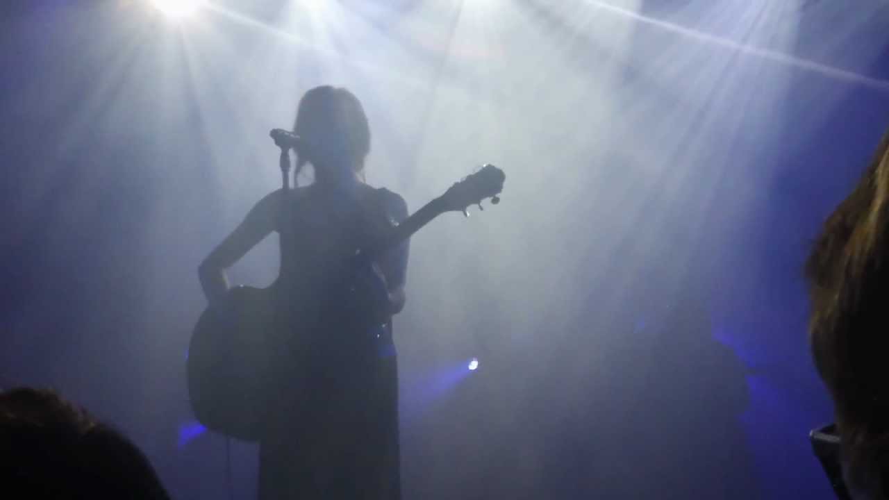 Mimmi Gyltman Musikfestival 2012 auf YouTube ansehen Mimmi Gyltman Musikfestival 2012 auf YouTube ansehen