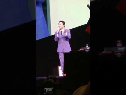 2019年费玉清巡回告别演唱会成都站——费式舞蹈像喝酒“我干杯，你随意”《我有个好家庭》+《水长流》