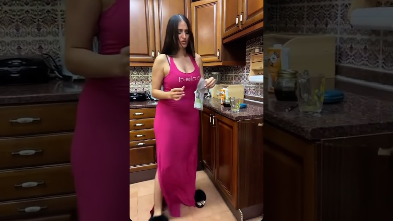 Hot chick Lana Rose 👙