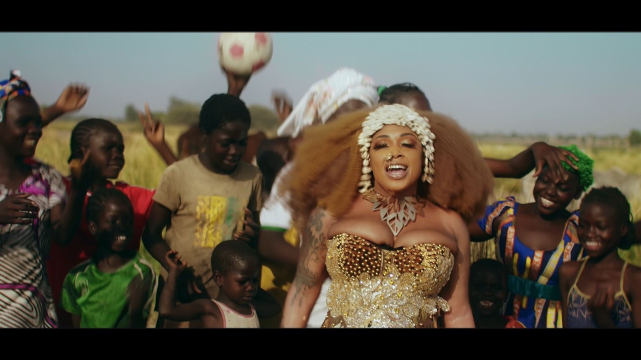 Watch COCO ARGENTEE YAMELAH CLIP OFFICIEL on YouTube Watch COCO ARGENTEE YAMELAH CLIP OFFICIEL on YouTube
