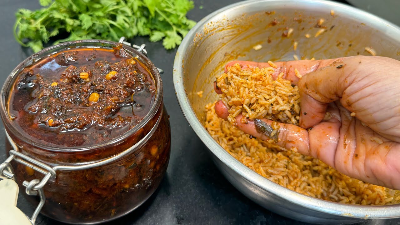 కొత్తిమీర నిల్వ పచ్చడి ఒక్కసారి ఇలా చేసి చూడండి లొట్టలేసుకుని మరీ తింటారు | Kothimeera Pachadi |