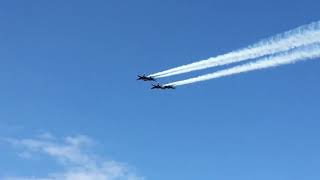 Famous #Oshkosh #Air show Wisconsin. #Blue Angeles. #Shorts.#EEA #EEAAIRVENTUREOSHKOSH #EEAAIRVENTURE Profile
