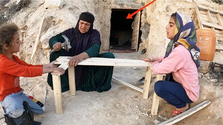 "Mahijan grandmother's carpentry skills: making a wooden platform in a mountain cave" - DayDayNews