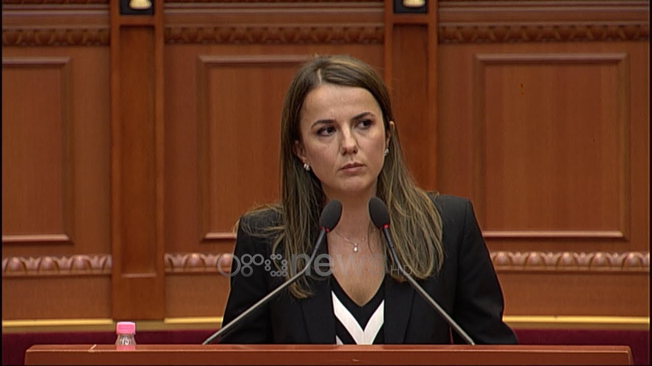 Shpërthen Rudina Hajdari: Ndaleni këtë seancë të turpshme që po u bëni shqiptarëve