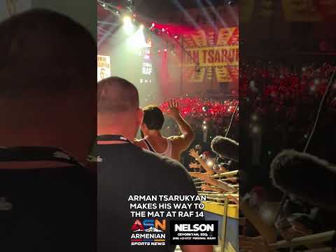 Arman “Elvis” Tsarukyan makes his way to the mat! #armenia #armantsarukyan
