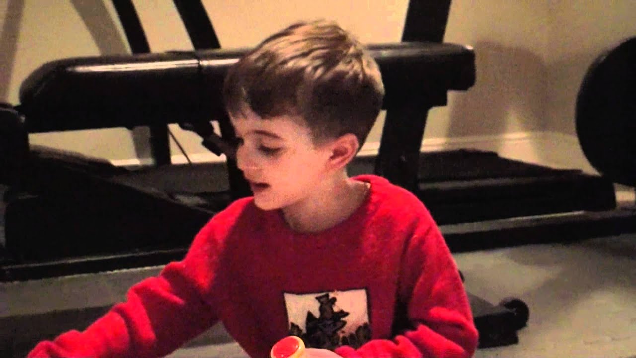 Feliz Navidat - I Wanna Wish You a Merry Kissmas