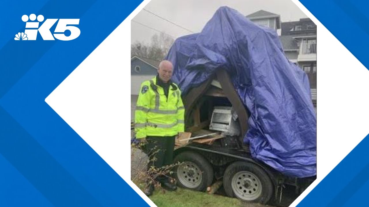 Seattle PD parking officer finds stolen Liberty Bell - YouTube