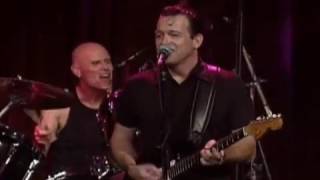 Tommy Castro - Just A Man (Live) chords