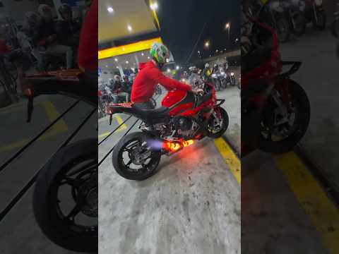 Escape al Rojo Vivo!🌡️#shorts #motos #fyp