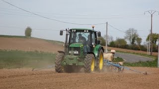 John Deere 6330 avec semoir Monosem 6 rangs au semis de Maïs