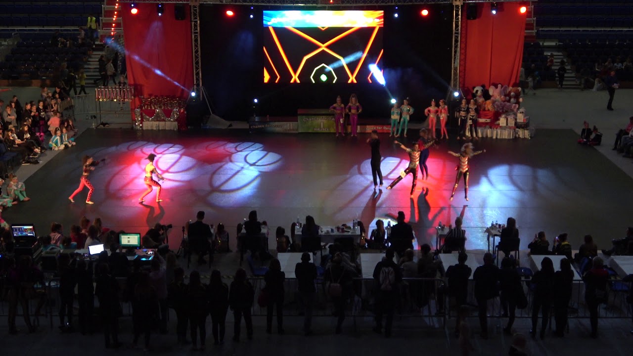 Chance for Dance 2019 - Toruń Mateusz i Kasia, Filip i Milena, Amelka i Milena taniec sennik