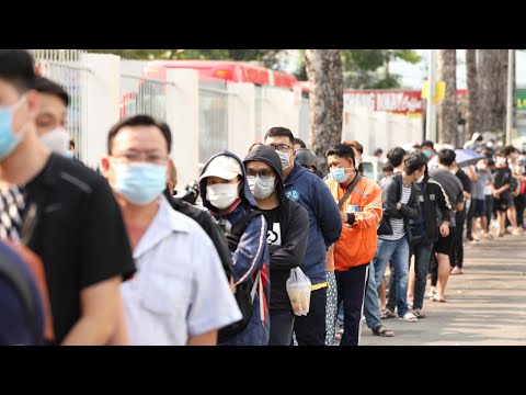 Video Cháy vé xem C1 châu Á của HAGL, CĐV chen chúc từ sáng... - youtube