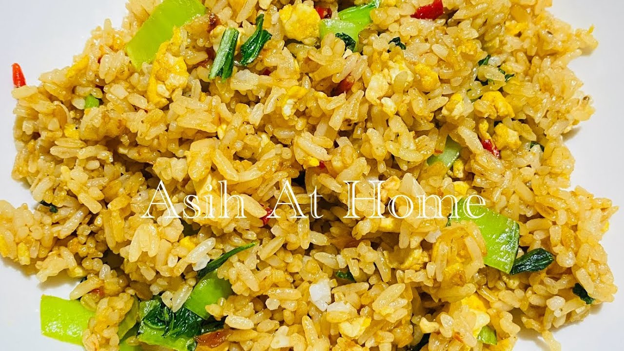 How to Make Simple Fried Rice at Home in 10 Minutes l Nasi Goreng Homemade Simple