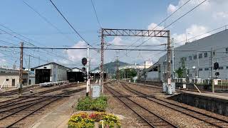 長野電鉄　長野線　須坂駅　特急スノーモンキー　2100系E1編成　上り長野行き　1番線入線