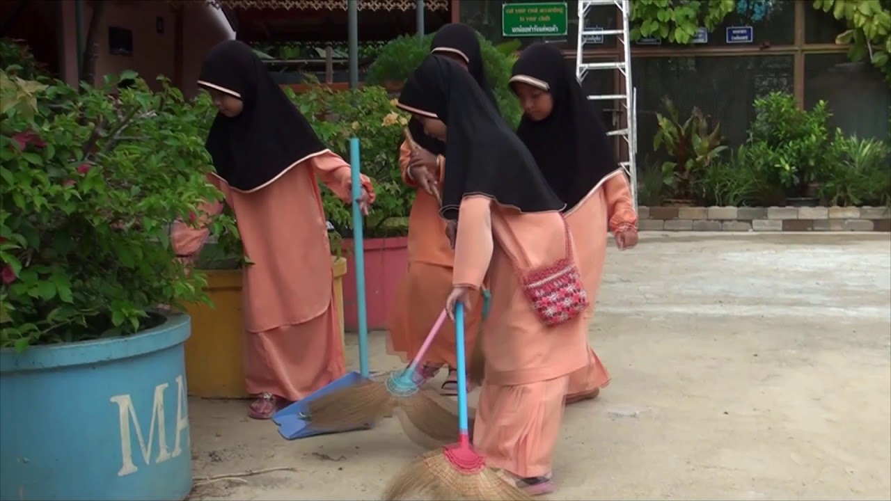 นำเสนอโรงเรียนบ้านชะเมาสามต้น