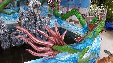 Điêu khắc con rồng bằng xi măng