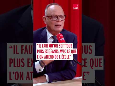 Miniature de la vidéo : Édouard Philippe pour "plus d'exigence" à l'égard de l'École