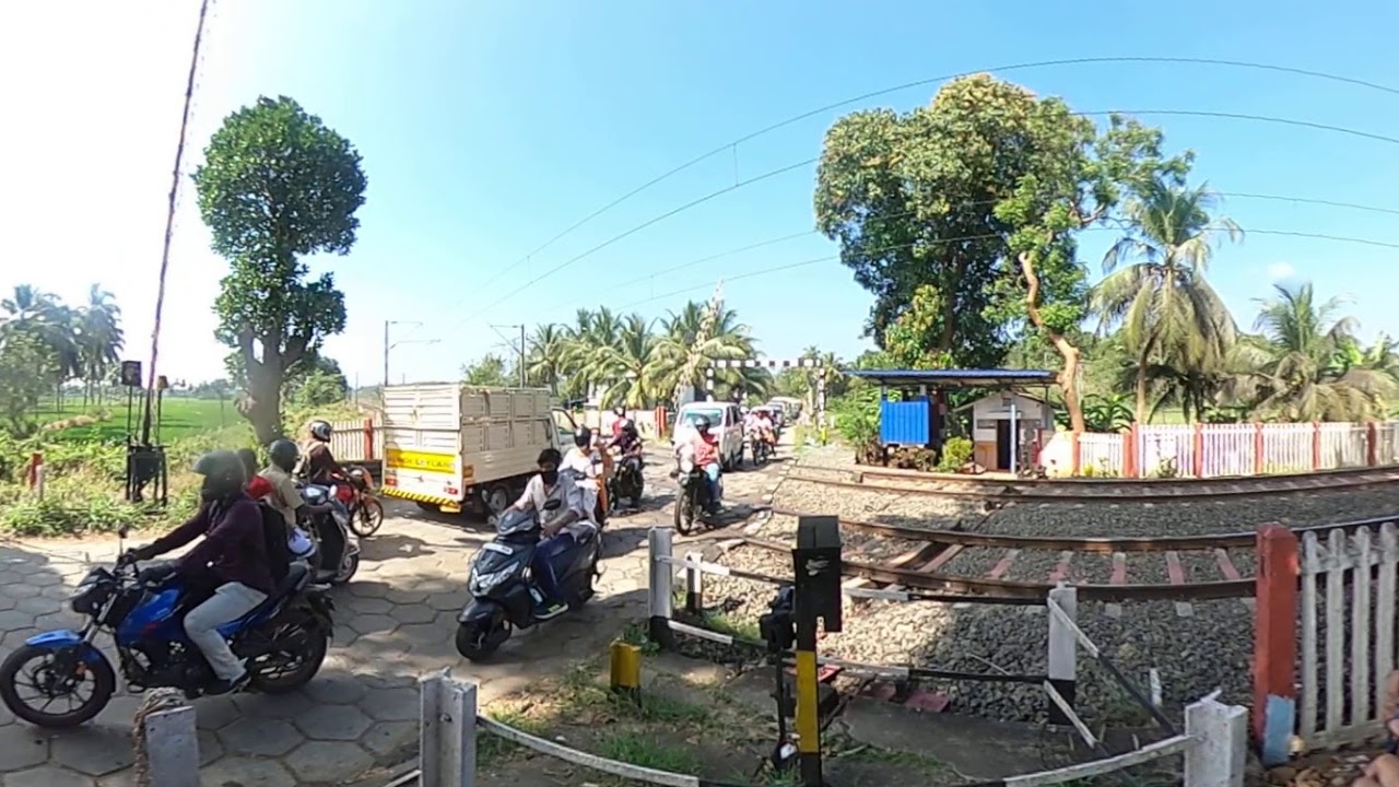 A typical Rail Road Cross in India - Indian Railways
