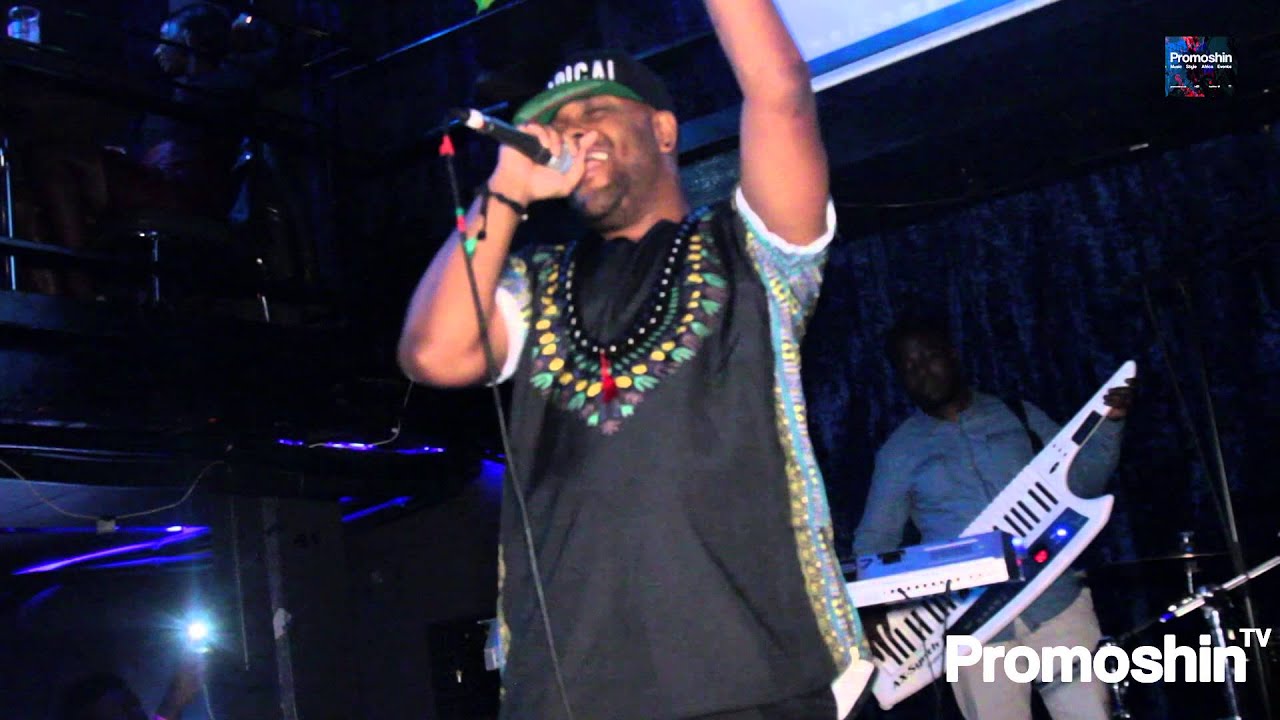 Donae'o 'Devil In A Blue Dress' Live at 