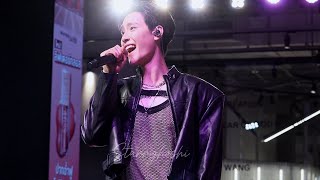 20250510 5cm  Junior Panachai At Maybelline Lifter Gloss the House Of Gloss