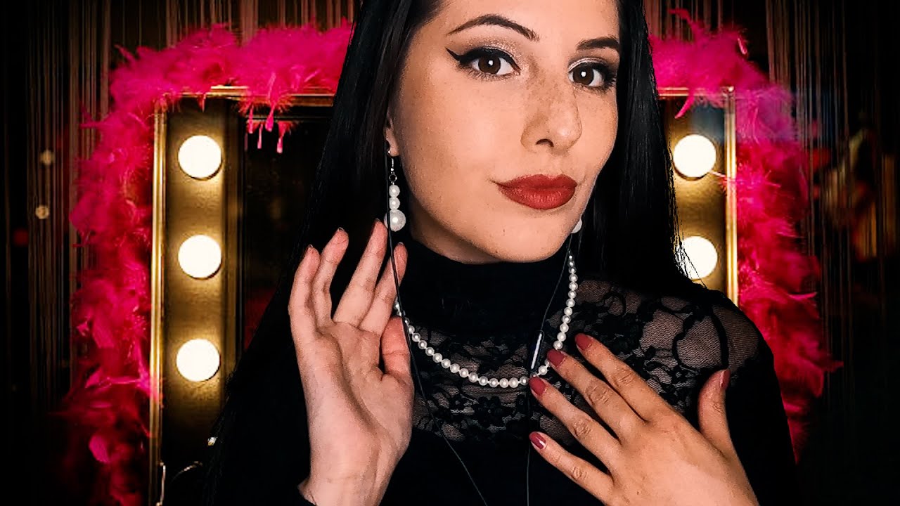 АСМР на Български : Правя си грима от ролевата игра 