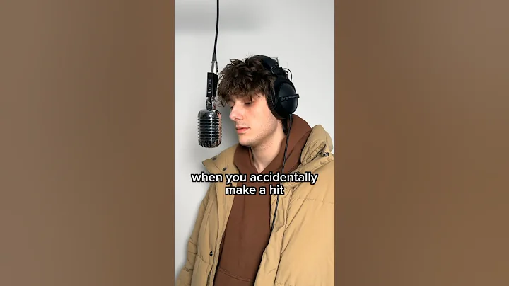 JVKE makes ‘this is what winter feels like’ by accident in the studio #jvke #winter