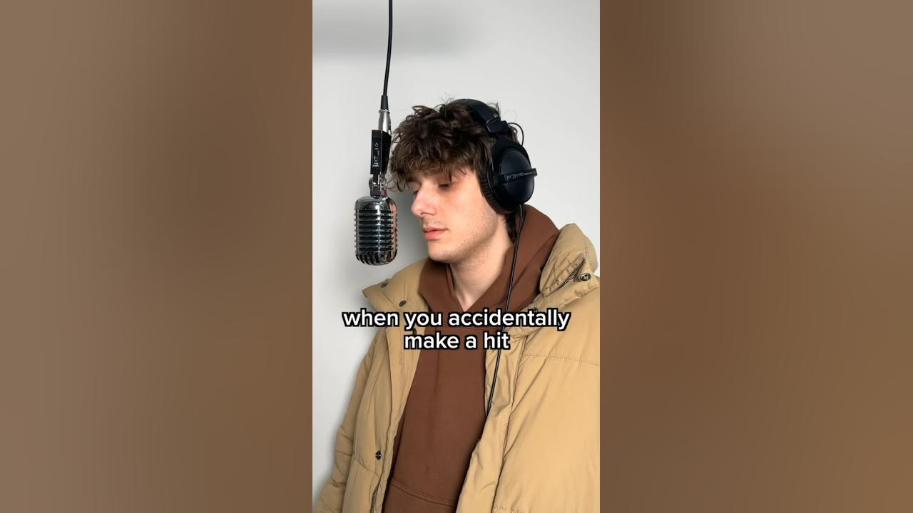 JVKE makes ‘this is what winter feels like’ by accident in the studio #jvke #winter JVKE makes ‘this is what winter feels like’ by accident in the studio #jvke #winter