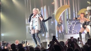 Gwen Stefani - Just a Girl (Las Vegas Residency)