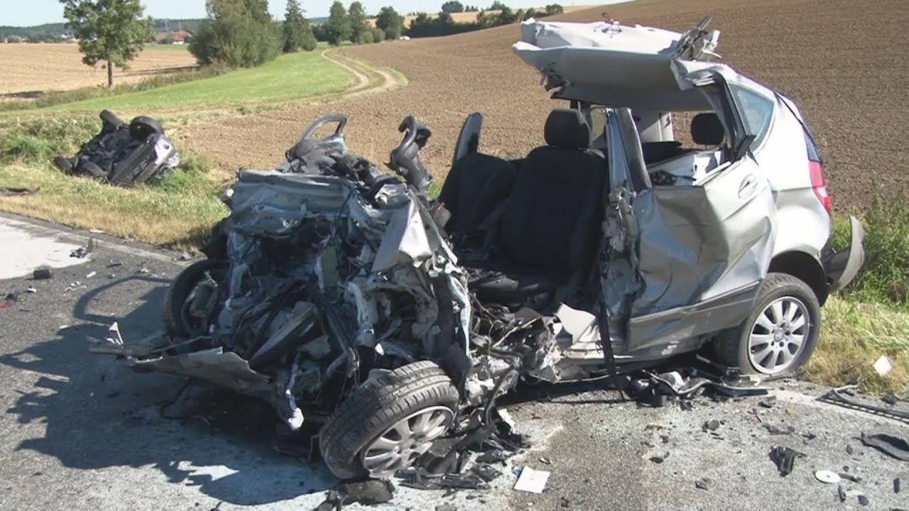 Missglücktes Überholmanöver: Mann stirbt auf B299 camera iphone 8 plus apk