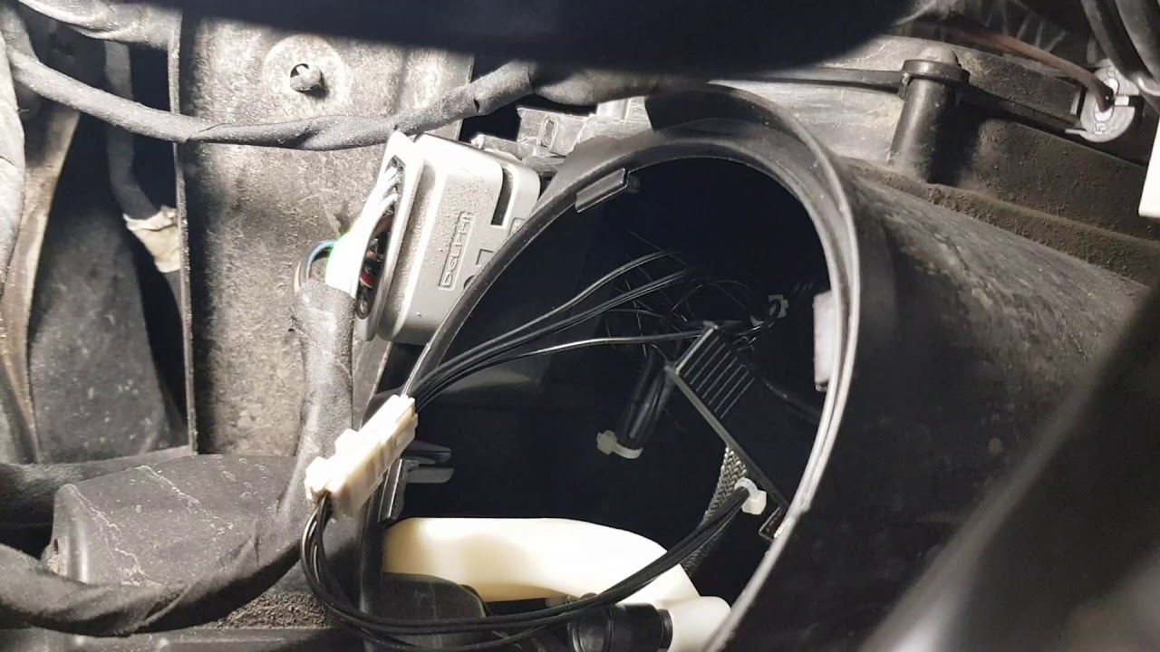 Замена лампы подсветки поворотов ГЛК рестайл - YouTube