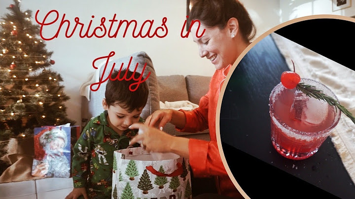 CHRISTMAS IN JULY | FAMILY VLOG | FESTIVE HOLIDAY EATS AND NEW TRADITIONS