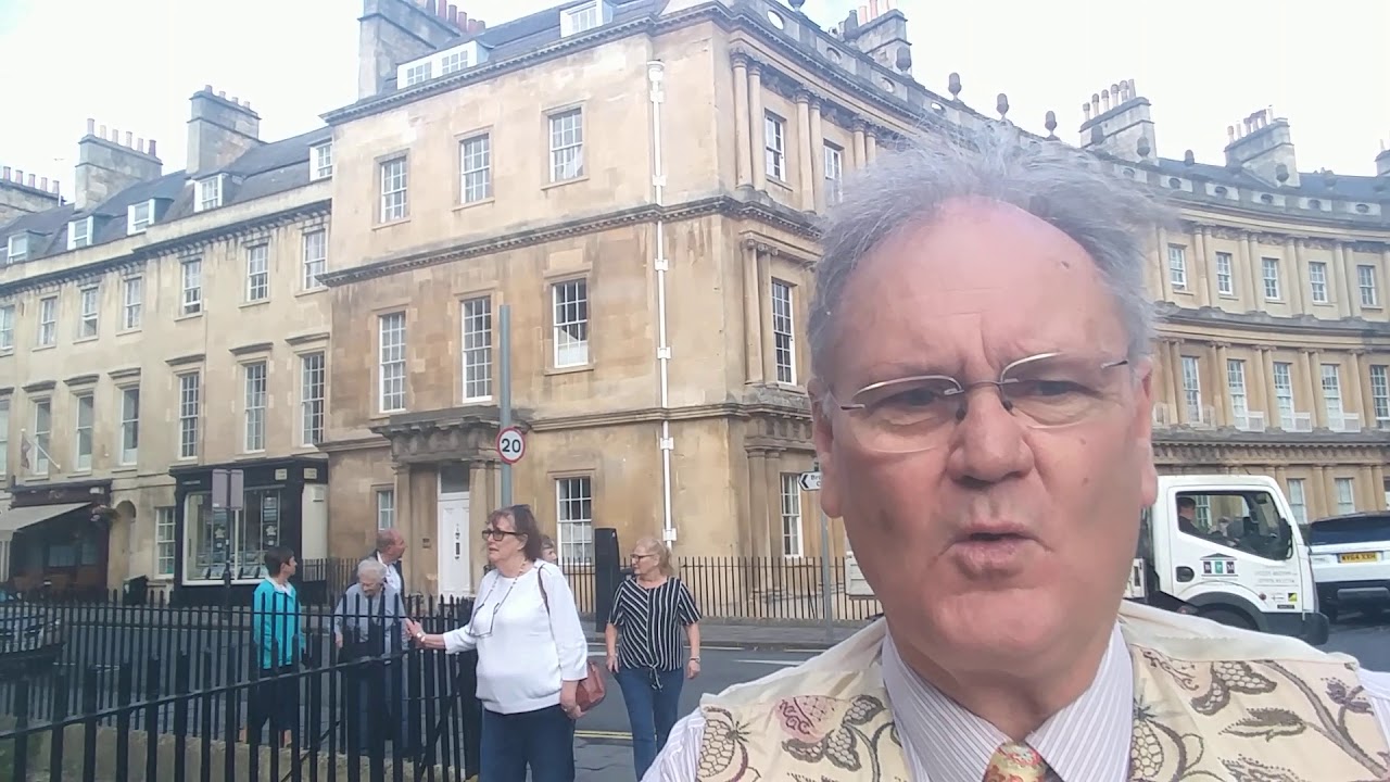 The Circus in Bath - YouTube