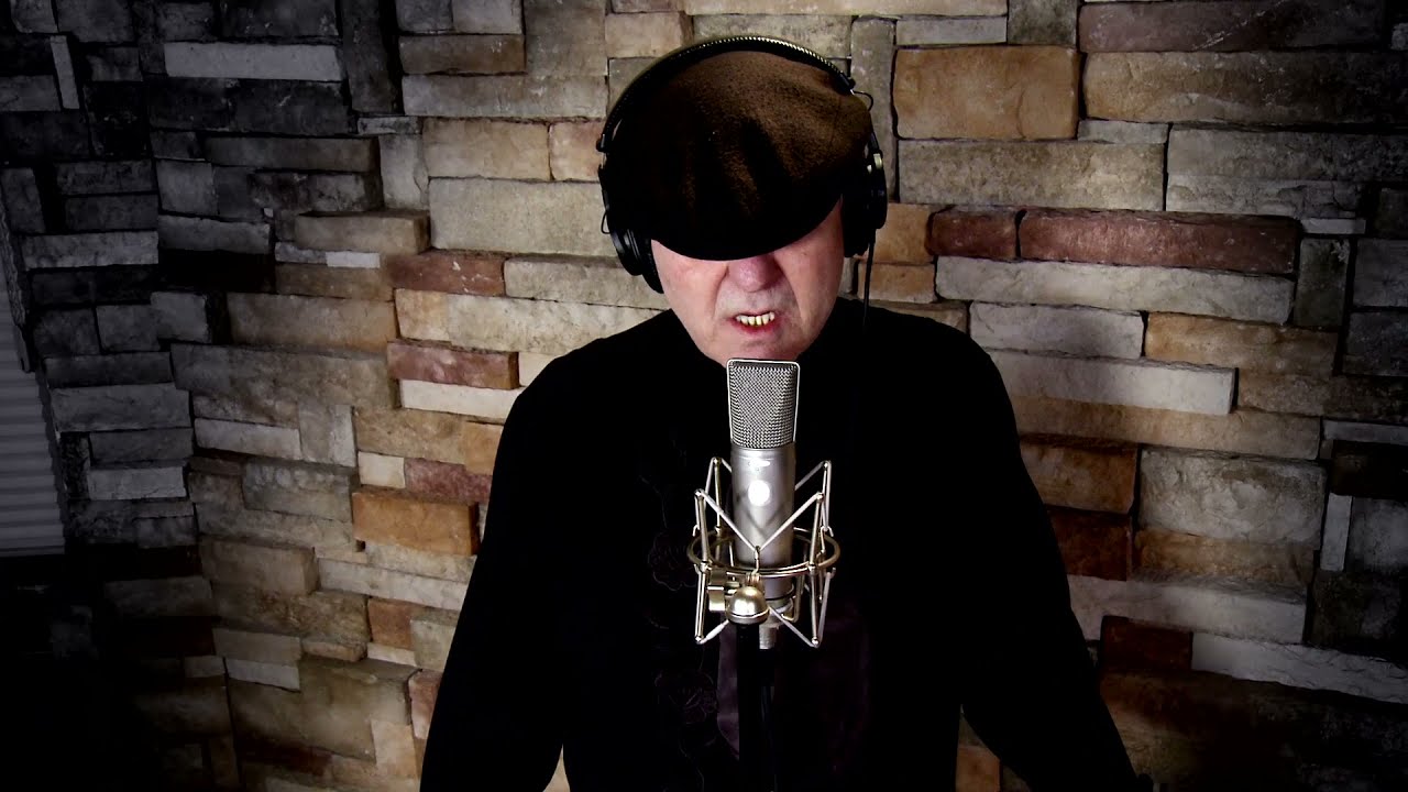 Смотреть «"Lady Stardust" : Michael Tinholme & Band of Legends featuring Mike Garson» на YouTube Смотреть «"Lady Stardust" : Michael Tinholme & Band of Legends featuring Mike Garson» на YouTube