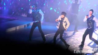 140308 SHINee World 3 in Seoul - Hitchhiking [DO NOT REUPLOAD AND EDIT]