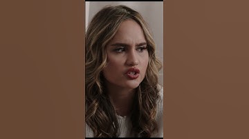 Cinta Laura close up cute face