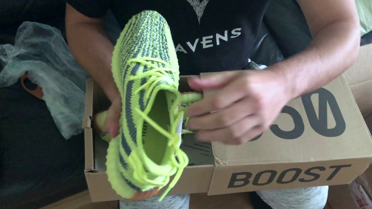 UNBOXING BEST YEEZY 350 V2 EVER FAKE REPLICA SHOES 1:1 2019 - YouTube