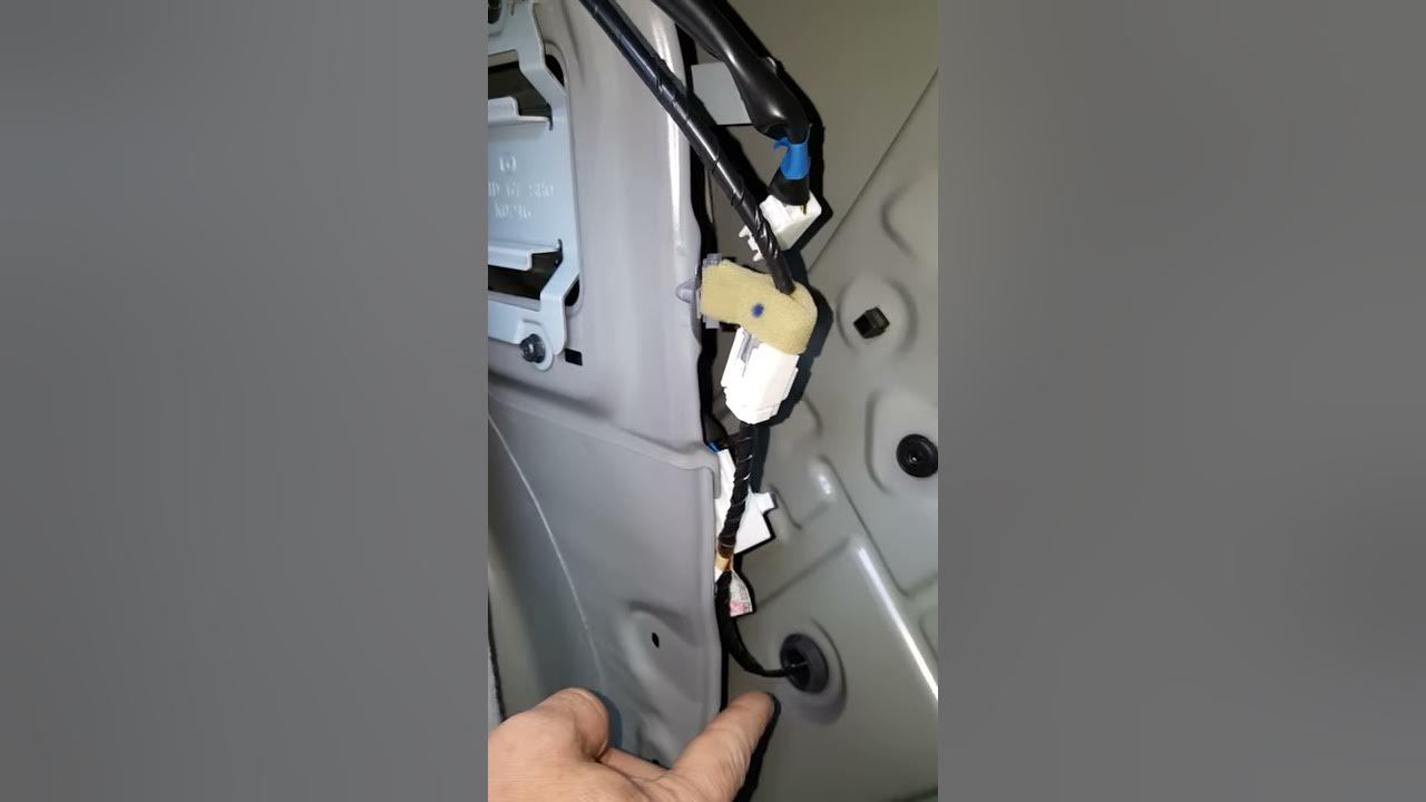 Disabling Mazda 6 alarm - YouTube