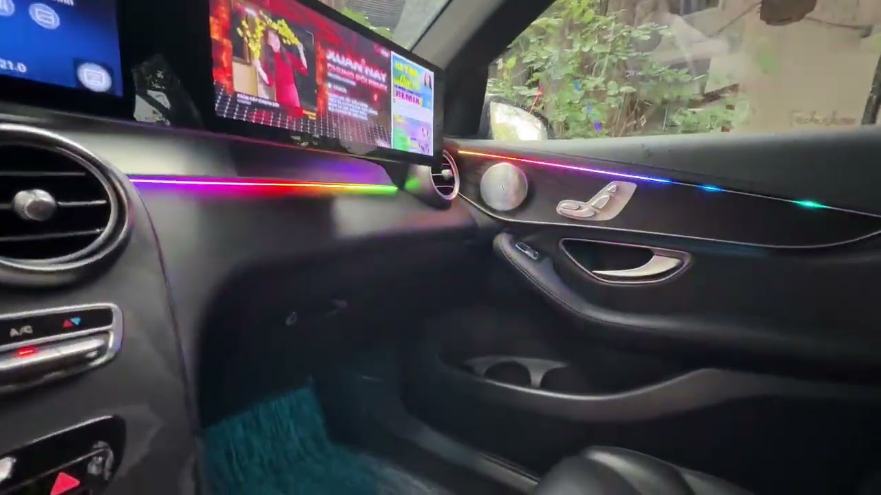 Mecerdes Benz GLC/C nâng cấp màn xe sang VICOM 24.6” nguyên khối 2 hệ // giữ zin 100%