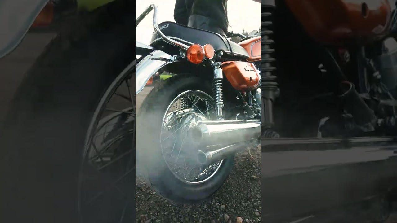 Win this 1976 Suzuki GT750A 2 stroke triple + £500