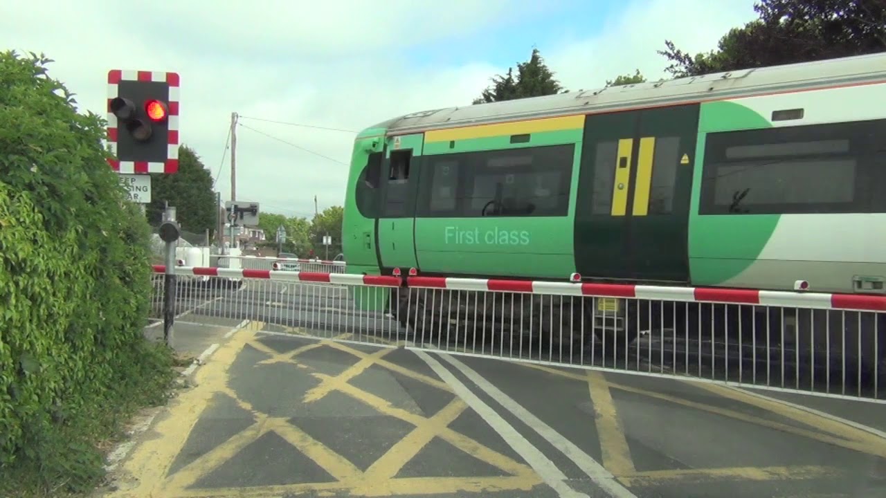 Plumpton Level Crossing - YouTube