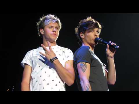 One Direction Singing She S Not Afraid Live In Concert At Mandalay Bay Las Vegas 8 3 13